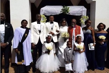 PHOTOS; TV Presenter Andrew Kabuura Weds News Anchor Flavia Tumusiime